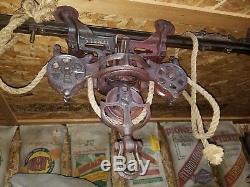 Boomer-Antique-Hay-Trolley-Barn-Pulley-Cast-Iron-Farm-Tool-BEAUTIFUL & rope