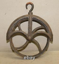 Cast Iron well pulley antique farm wheel steampunk industrial collectible tool