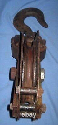 HUGE Antique/VTG Cast Iron Barn Snatch Block pulley Industrial Military Green