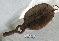 Large Antique 18 Lb. Wood Nautical Ship Block Tackle Pulley, Cast Iron Hook