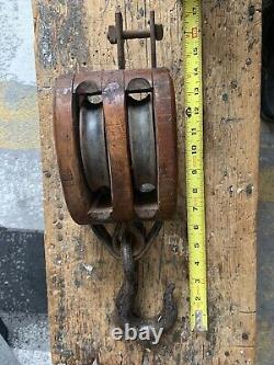 Large Anvil Block Pulley