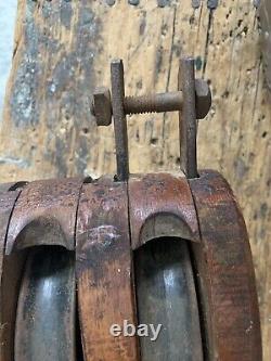 Large Anvil Block Pulley