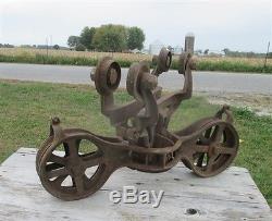 Leader Cast Iron Antique Pulley Barn Hay Trolley Carrier Vintage Farm Tool c