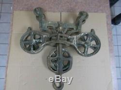 Leader Cast Iron Barn Hay Trolley Carrier & Center Drop Pulley Complete