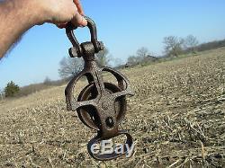 NICE ANTIQUE BOOMER PATENT CAST IRON BARN HAY TROLLEY CARRIER With DROP PULLEY