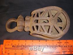 Old Vtg Antique Collectible MK Cast Iron Pulley Tool