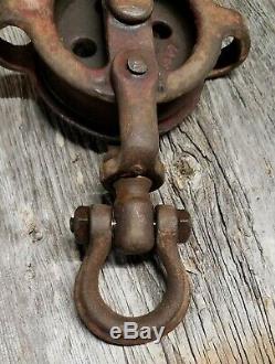 RARE Antique HAY TROLLEY DROP PULLEY WS&C9 CHAMPION CABLE CARRIER
