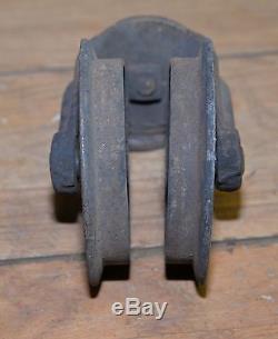 Rare antique D A L pulley cast iron collectible barn hay tool track farm ranch