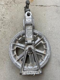 Sherman & Reilly Inc. 74 Series 14-Inch Aluminum Stringing Block Pulley