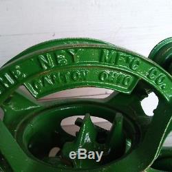 The Ney Mfg Antique Hay Trolley Cast Iron Primitive Barn Tool WORKING