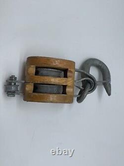 Two Crosby-Western HS-22-B Block Pulleys 3 With Latch Nice Used Condition