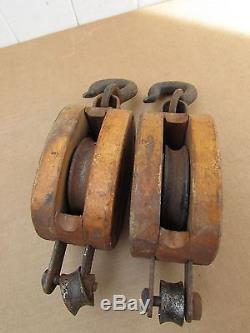 VINTAGE 5 ANVIL BLOCK and TACKLE 2 SINGLE WHEEL PULLEYS ANVIL FOR YOUR RIG
