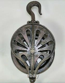 VINTAGE CAST IRON BARN PULLEY STOWELL MFG & FDY CO. SO. MIL WIS NO. 12/13 8 dia