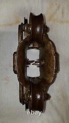 VINTAGE CAST IRON F. E. MYERS & BR0 OK UNLOADER HAY TROLLEY With DROP PULLEY
