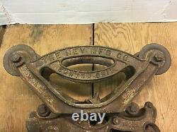 VINTAGE CAST IRON NEY HAY TROLLEY With PULLEY BARN TOOL FARM REPURPOSE LIGHT