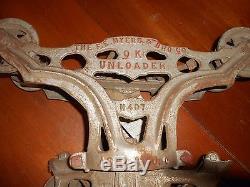 Vintage Fe Myers And Bro Co Ok Unloader Cast Iron Hay Pulley With Red Lettering