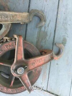 Vintage American Chain And Cable Co. York PA Differential Chain Hoist 1 Ton
