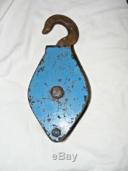 Vintage Antique Cast Iron Pulley Block & Tackle Unusual Painted Patina Lighting