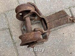 Vintage J. E. PORTER CO Block Pulley And Hook No. 234
