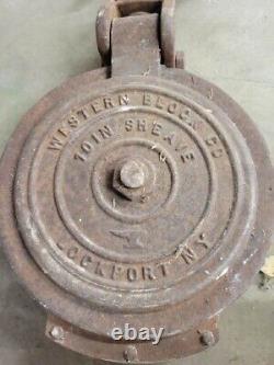 Vintage Western Block Co. Cast Iron single Block Pulley withHook 10 in. Sheave