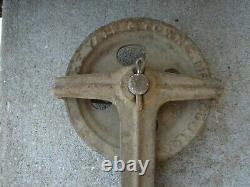 Vintage Yale and Towne 1-Ton Chain Block Differential Very Good Condition