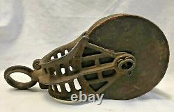 Vtg Cast Iron Wood Block Tackle Pulley Nautical Decor Maritime Collectible
