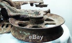 Vtg antique cast iron hay trolley carrier unloader barn pulley tool system