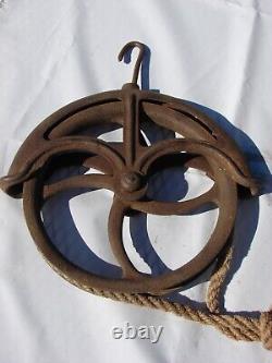 XX Rare! STOWELL Marked Well Pulley / Simmons Hardware