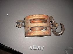 YOUNG Seattle Block and Tackle Double Pulley Wood and Iron 10 long 4 CB VG cnd